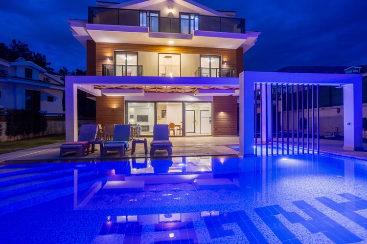 1kiralik-yazlik-tatil-villasi-villa-hisar-prestige-a- (8).jpg