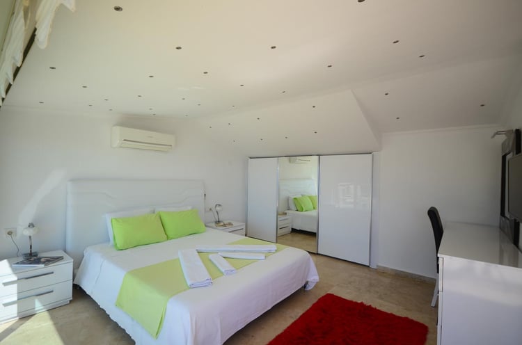 1kiralik-deniz-manzarali-villa-villa-rüzgar- (25).jpg