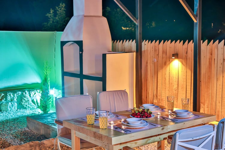 1kiralik-yazlik-tatil-villasi-villa-erisa- (9).jpg