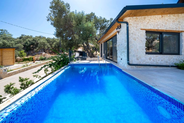 1kiralik-deniz-manzarali-villa-villa-olive-muarkuru- (10).jpg
