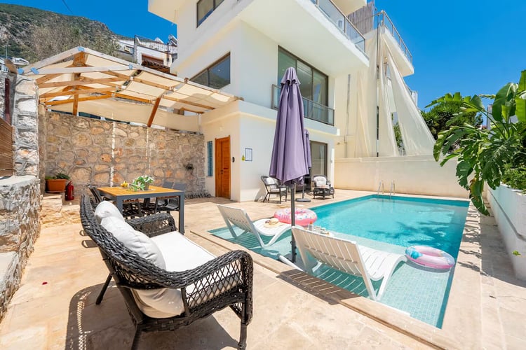 1yazlik-deniz-manzarali-villa-villa-elma- (4).jpg