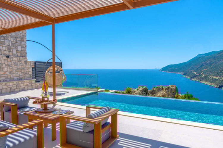 1kiralik-deniz-manzarali-villa-villa-akbulut-duo- (9).jpg