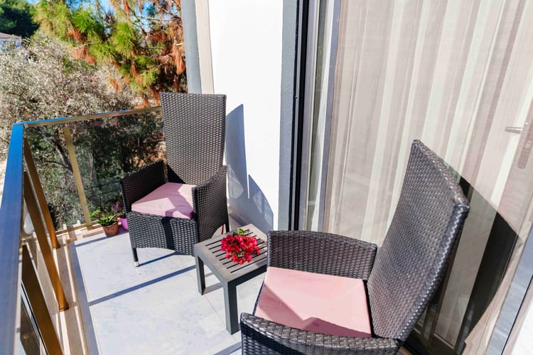 1kiralik-yazlik-villa-villa-ecba- (33).jpg