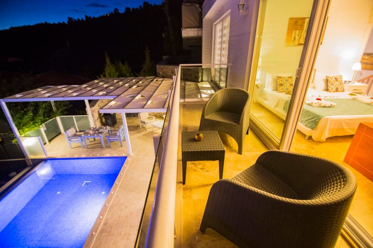 1kiralik-yazlik-villa-villa-koybal- (37).jpg