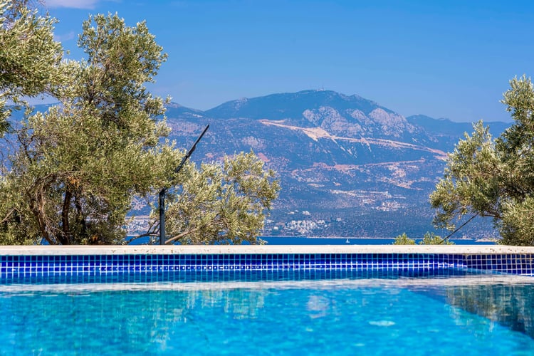 1kiralik-deniz-manzarali-villa-villa-olive-muarkuru- (14).jpg