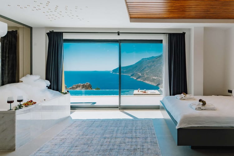 1kiralik-deniz-manzarali-villa-villa-akbulut-duo- (35).jpg