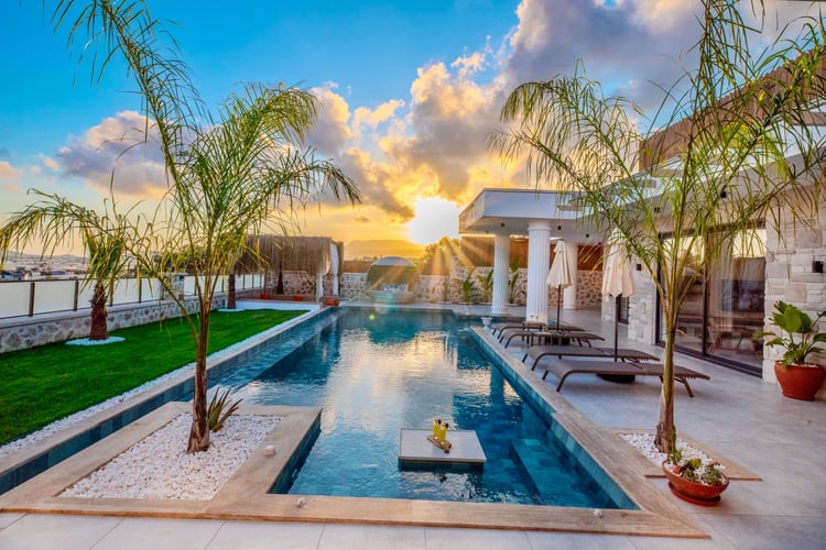 1kiralik-yazlik-jakuzili-villa-villa-elysium- (22).jpeg