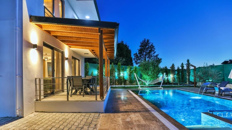 1kiralik-yazlik-villa-villa-favori-one- (7).jpeg