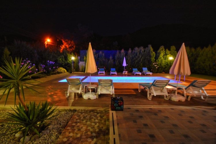 1yazlik-tatil-villasi-villa-ahududu- (7).jpeg