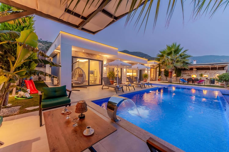 1kiralik-yazlik-villa-villa-ruzanna- (29).jpg