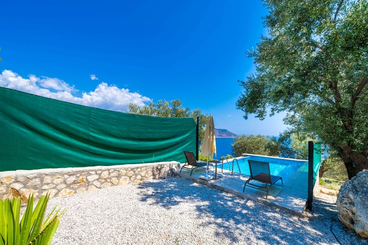 1kiralik-deniz-manzarali-villa-villa-sea- (15).jpg