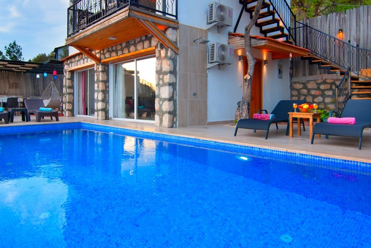 1kiralik-tatil-villasi-villasaten- (5).jpeg