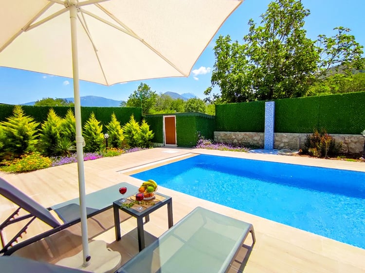 1yazlik-kiralik-tatil-villasi-villa-limon- (15).jpeg