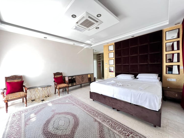 1kiralik-kalabalık-aileler-icin-uygun-villa-villa-gulistan- (14).jpeg