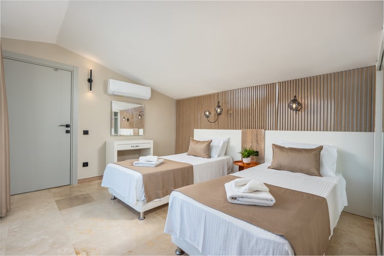 1kiralik-deniz-manzarali-villa-villa-buse-duo- (45).jpg