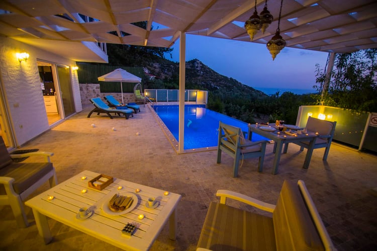 1kiralik-yazlik-villa-villa-koybal- (14).jpg