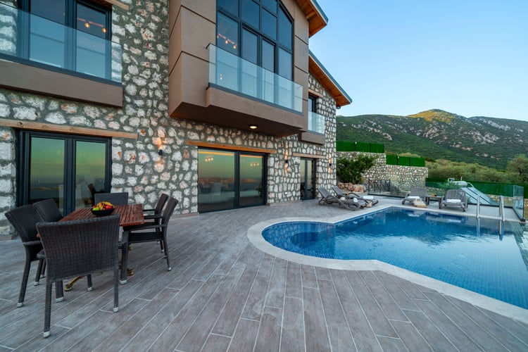 1kiralik-yazlik-villa-villa-buyuk-ada- (20).jpg