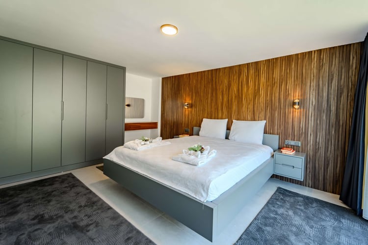 1kiralik-deniz-manzarali-villa-villa-akbulut-duo- (26).jpg