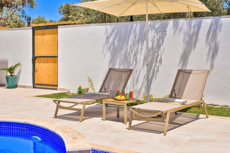 1kiralik-yazlik-villa-villa-leto- (6).jpg