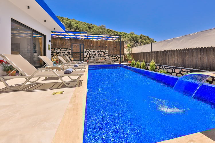 1jakuzili-kiralik-villa-villa-cancan- (4).jpg