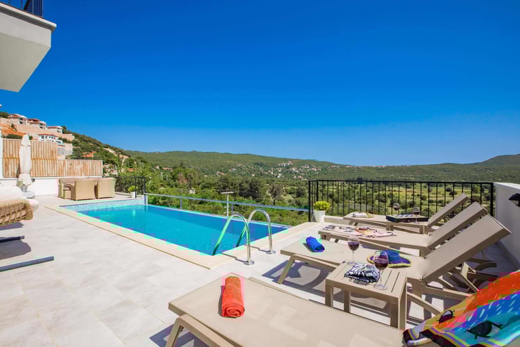 1kiralik-tatil-villasi-villa-ata- (12).jpg