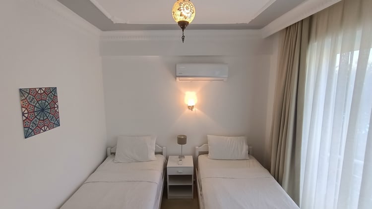 kiralik-ortak-havuzlu-apart-apart-baba- (26).jpg