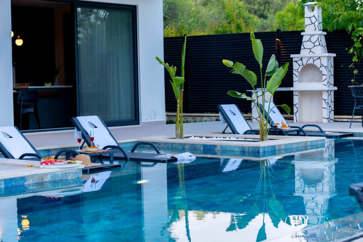 1kiralik-yazlik-villa-villa-akbulut-cuatro- (21).jpg