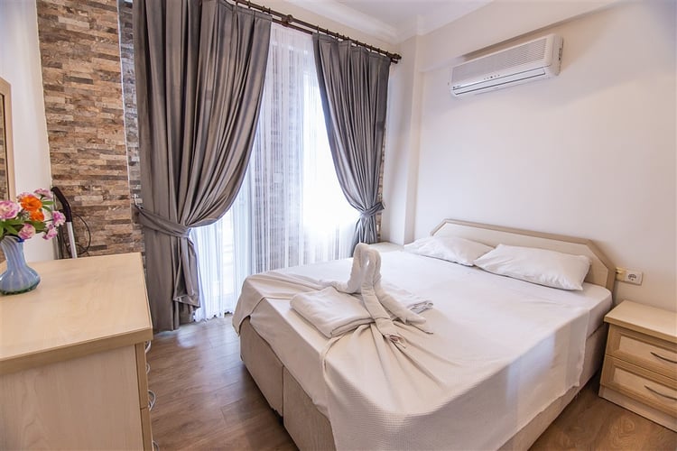 yazlik-kiralik-ortak-havuzlu-apart-apart-gokay- (32).jpg