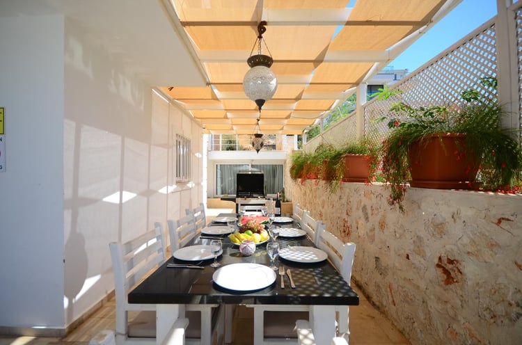 1kiralik-deniz-manzarali-villa-villa-rüzgar- (7).jpg