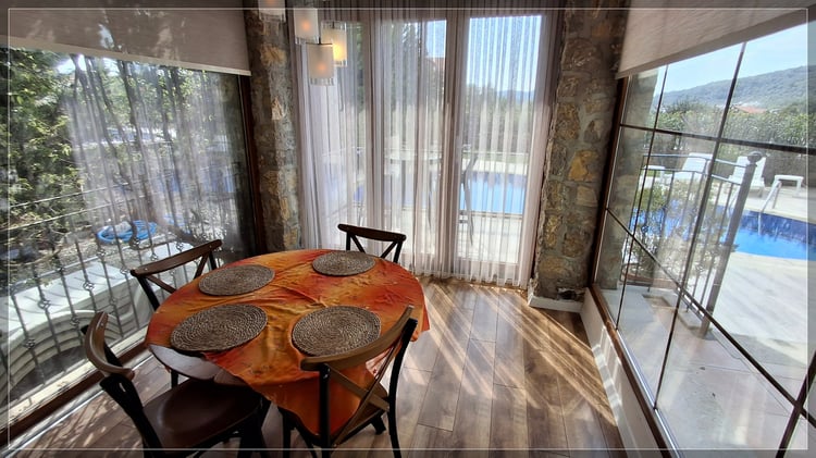 1kiralik-yazlik-tatil-villasi-villa-crocus- (20).jpg