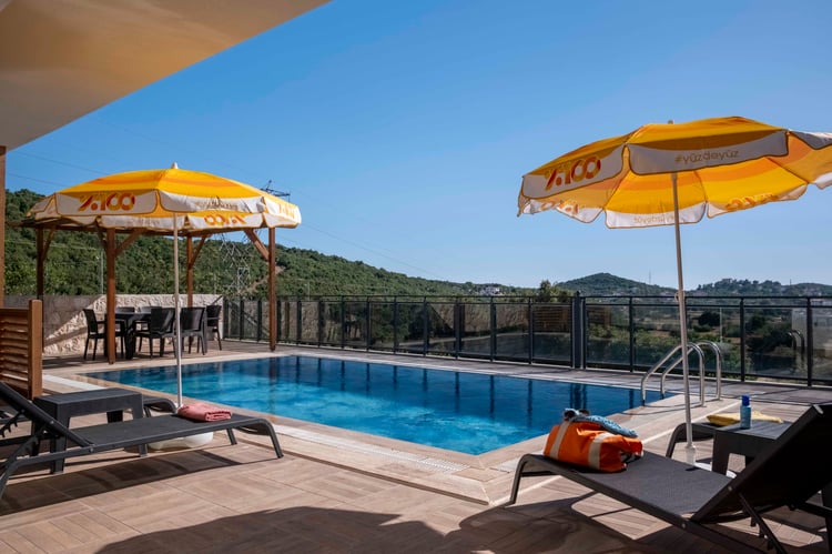 1kiralik-yazlik-tatil-villasi-villa-savaya-two- (19).jpg