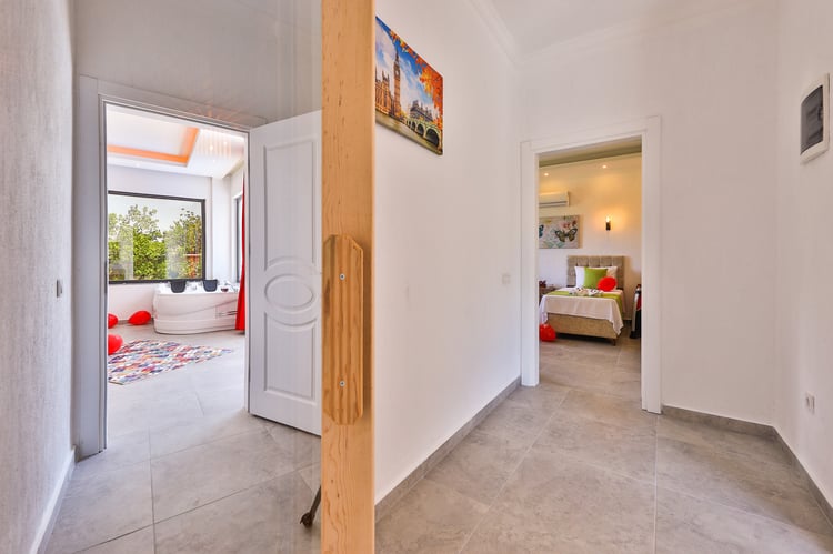 1jakuzili-kiralik-villa-villa-cancan- (28).jpg