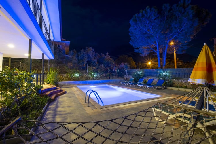 1kiralik-yazlik-villa-villa-melis-hisarönü- (11).jpeg