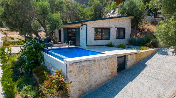 1kiralik-deniz-manzarali-villa-villa-olive-muarkuru- (9).jpg