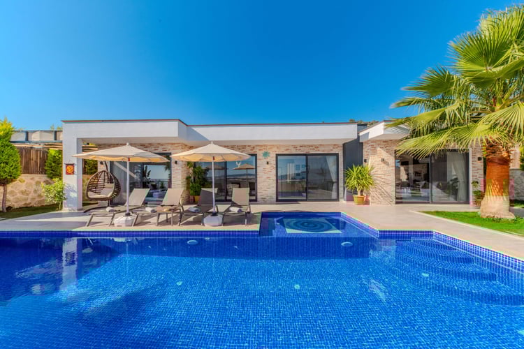 1yazlik-kiralik-villa-mancero- (11).jpg