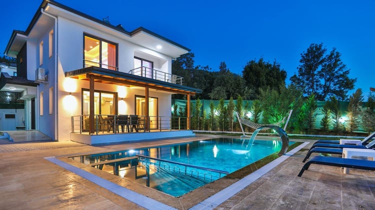 1kiralik-yazlik-villa-villa-favori-one- (12).jpeg