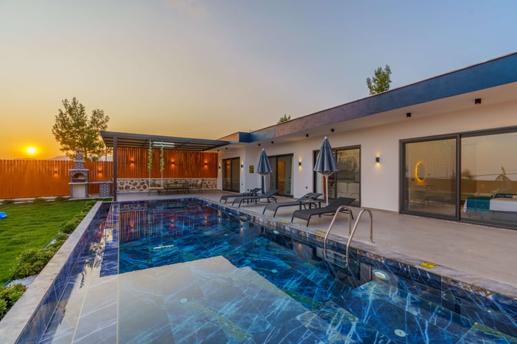 1kiralik-muhafazakar-villa-villa-tuna- (12).jpg