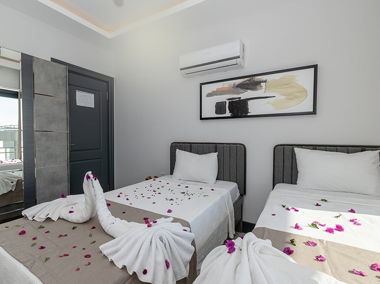 1kiralik-yazlik-villa-inci- (18).jpg