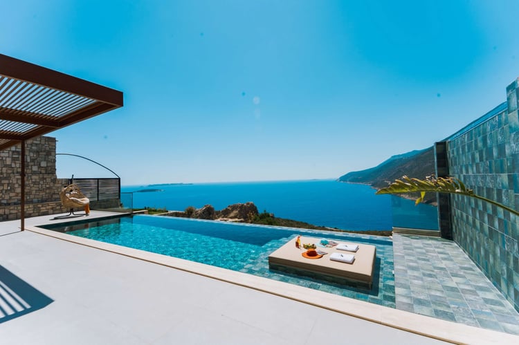 1kiralik-deniz-manzarali-villa-villa-akbulut-duo- (11).jpg