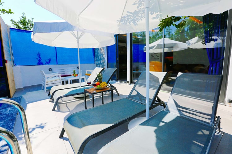 1kiralik-yazlik-villa-dorelli- (8).JPG