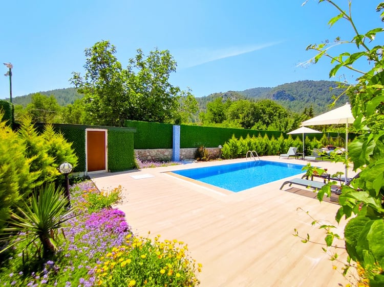 1yazlik-kiralik-tatil-villasi-villa-limon- (13).jpeg