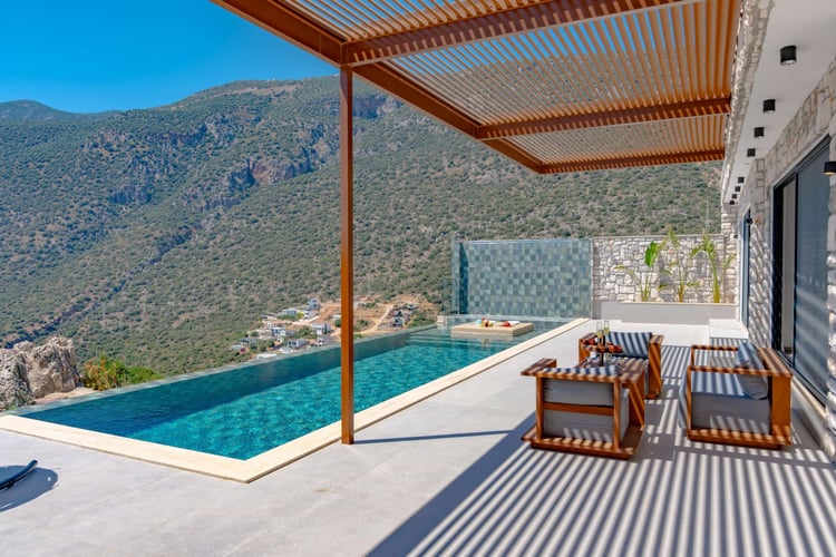 1kiralik-deniz-manzarali-villa-villa-akbulut-duo- (14).jpg