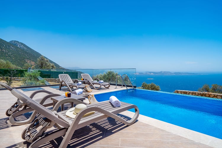 1kiralik-yazlik-villa-villa-buyuk-ada- (14).jpg