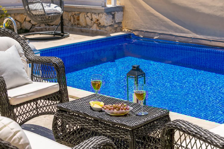 1kiralik-yazlik-tatil-villasi-villa-sunset-three- (14).jpg