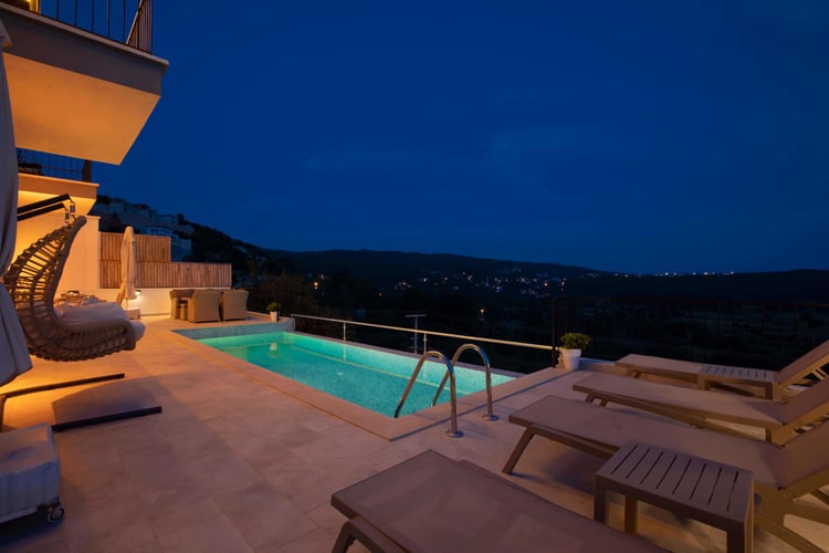 1kiralik-tatil-villasi-villa-ata- (4).jpg