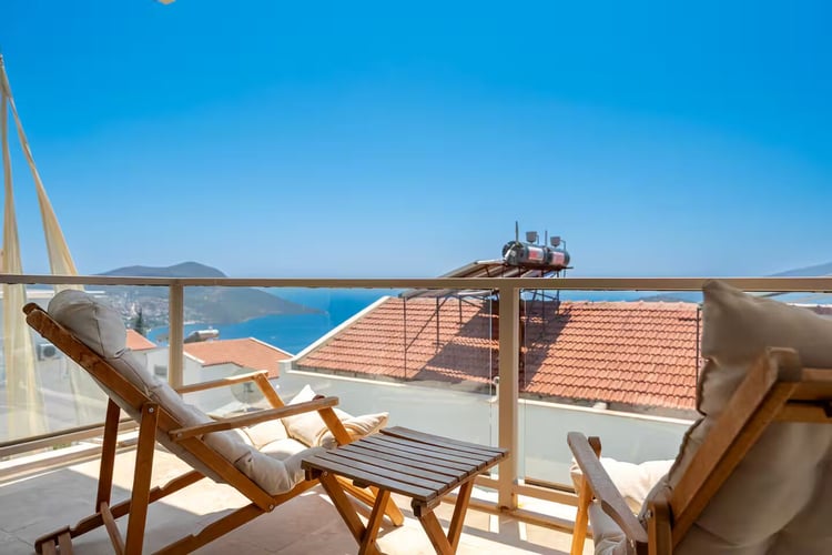 1yazlik-deniz-manzarali-villa-villa-elma- (17).jpg