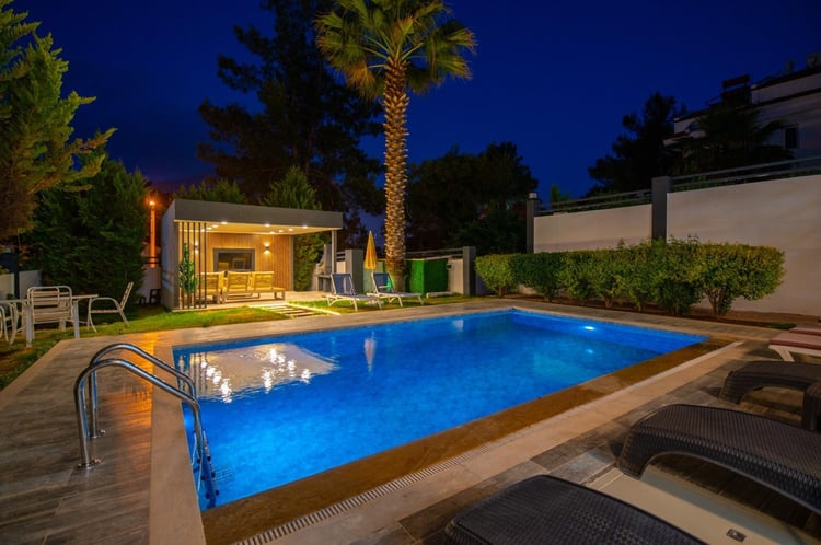 1kiralik-yazlik-villa-villa-kibar-hisarönü- (8).jpeg