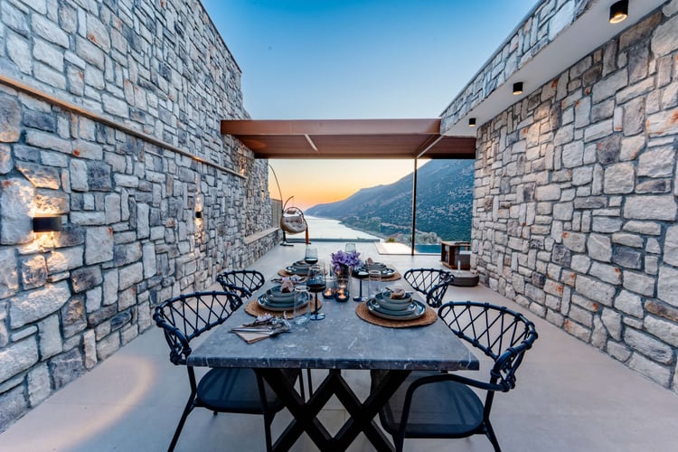 1kiralik-deniz-manzarali-villa-villa-akbulut-duo- (40).jpg