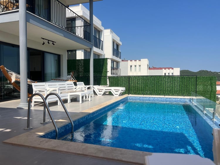 1kiralik-yazlik-villa-villa-fiesta-one- (2).jpeg