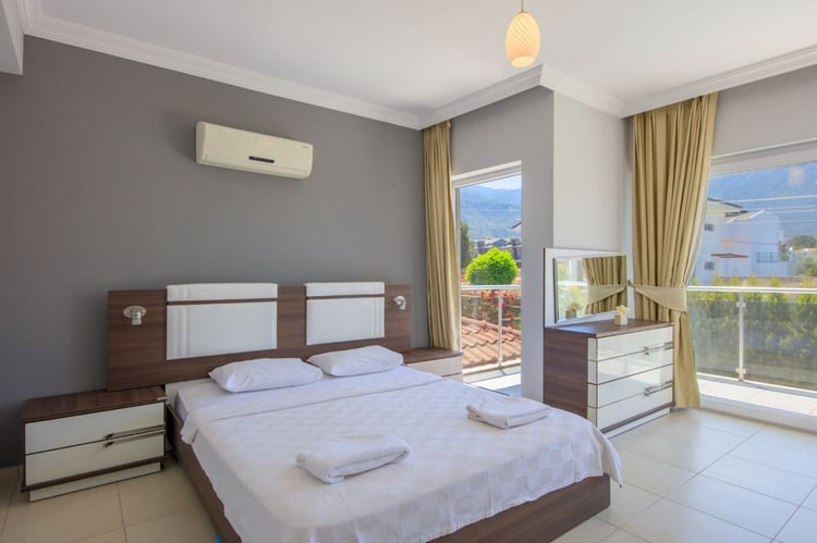 1kiralik-yazlik-tatil-villasi-villa-ahla- (23).jpg